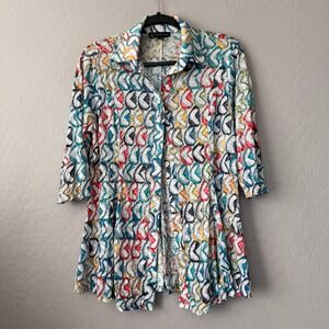 Carine Small Button Up Top Multicolor Geometric Heart Print 3/4 Sleeve Flared